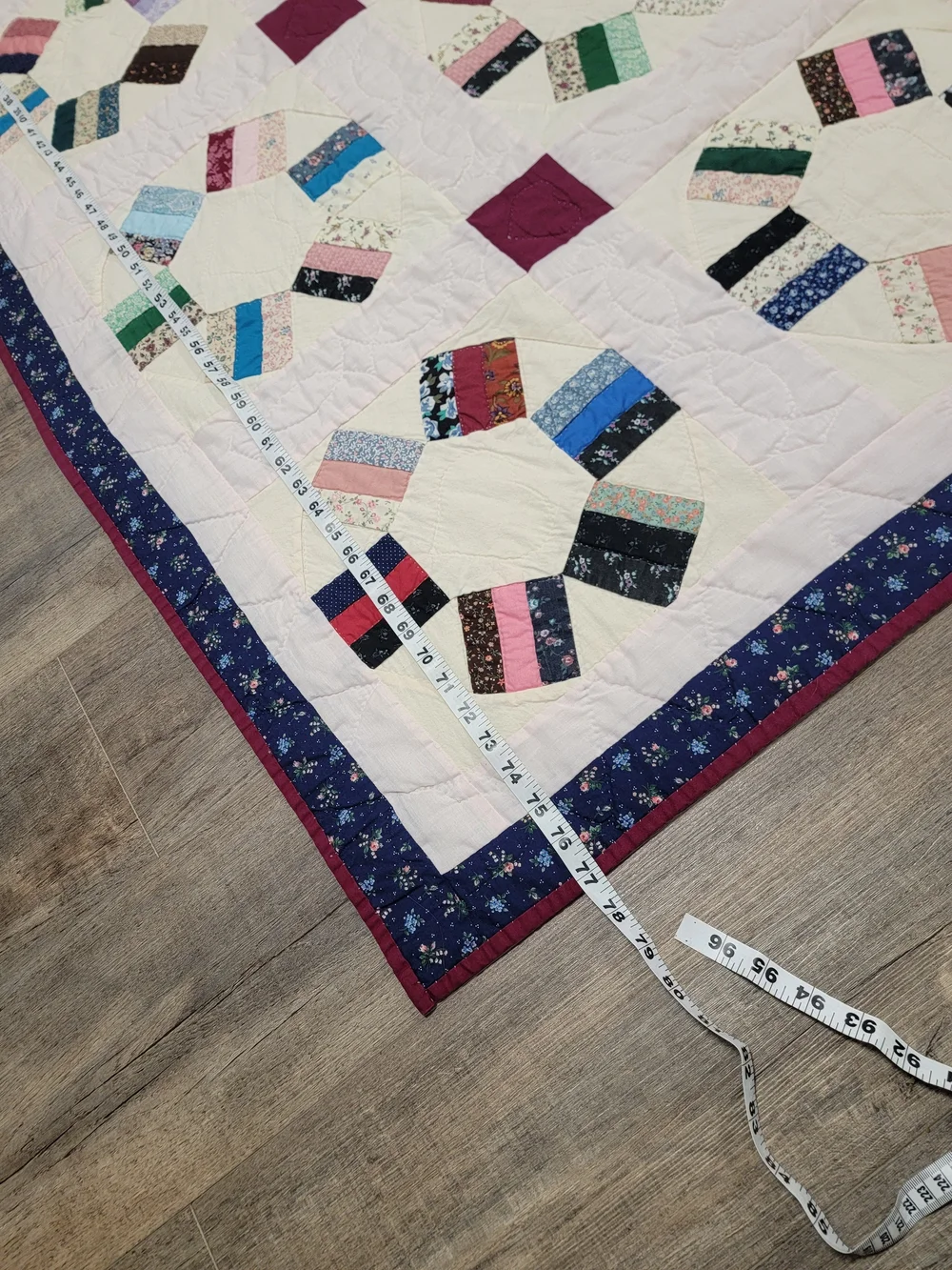 Vintage Patchwork Quilt Hand Quilted 77